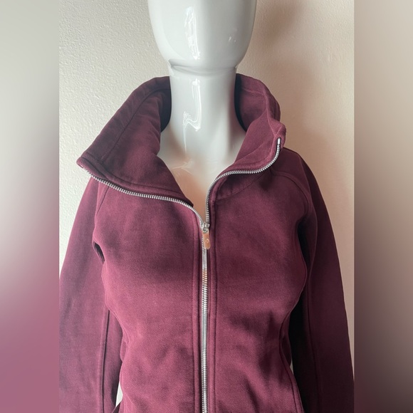 Lululemon Radiant II Full Zip Up Fitted Jacket. SZ 2 Garnet w/Cowell Neck - Picture 6 of 9